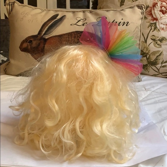 Rainbow 🌈 colors girl’s round hair clip used - Picture 8 of 16